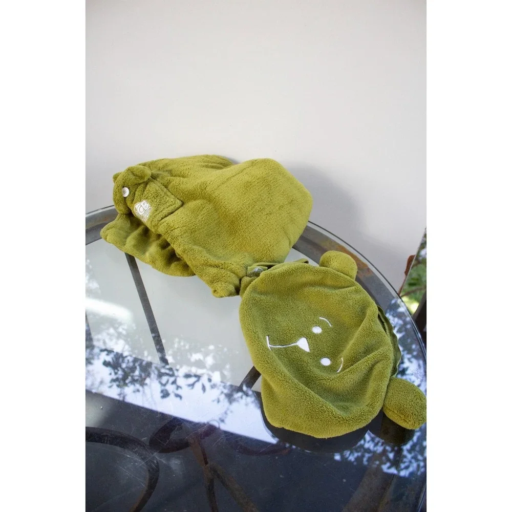 Lug Travel UCB Blanket + Pillow Set Green Bear